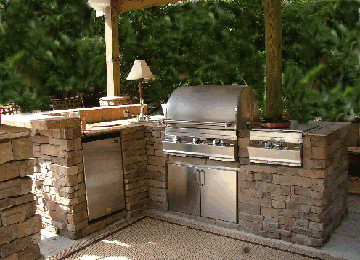 Lexington L Shape door kitchen with grill, appliances, and a lamp 